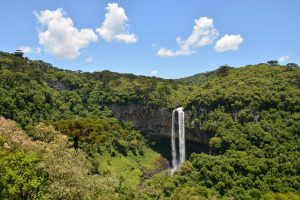 5cachoeirasparaconhecernorio grandedosul 300x200 5 cachoeiras para conhecer no Rio Grande do Sul