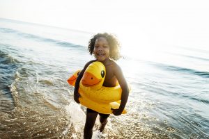 9 praias para levar as criancas em Santa Catarina 300x200 5 destinos na américa latina