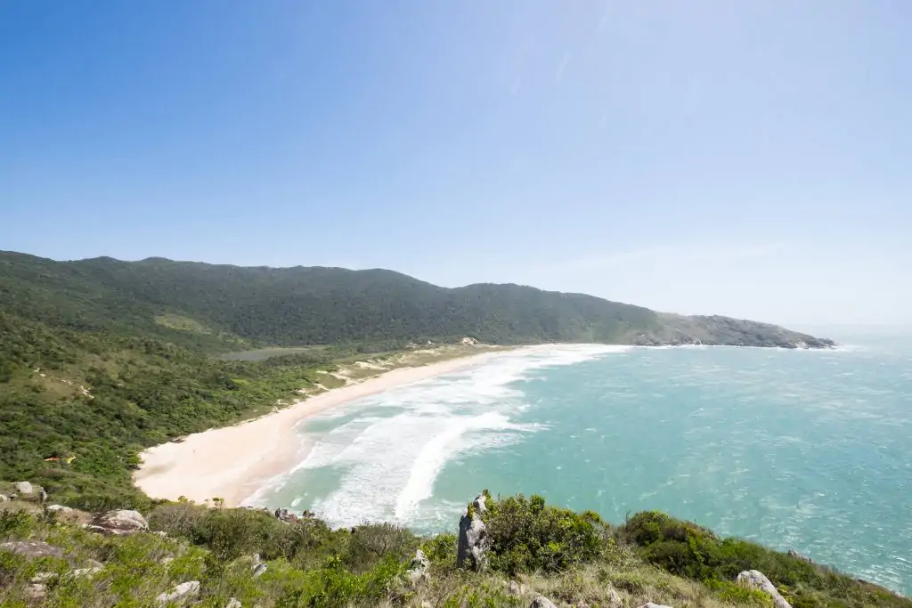 Bombinhas, SC: O que fazer, praias, roteiro e guia completo